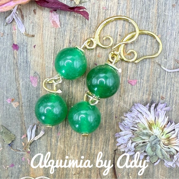 Alquimia Vibrant Green untreated emerald Earrings
